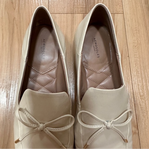 Aerosoles Beige Loafers Size 8 1/2 - Picture 2 of 5
